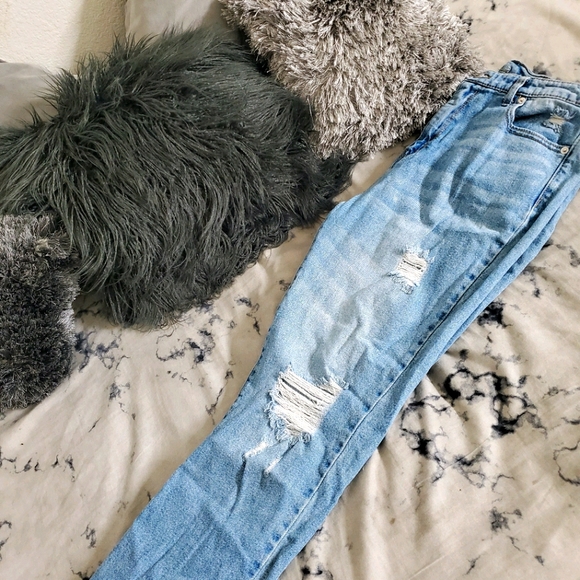 wild fable Denim - Wild fable light washed blue jeans straight legged